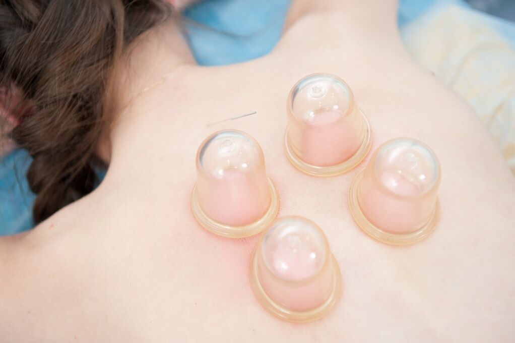 Trattamento dell'osteocondrosi con massaggio sotto vuoto